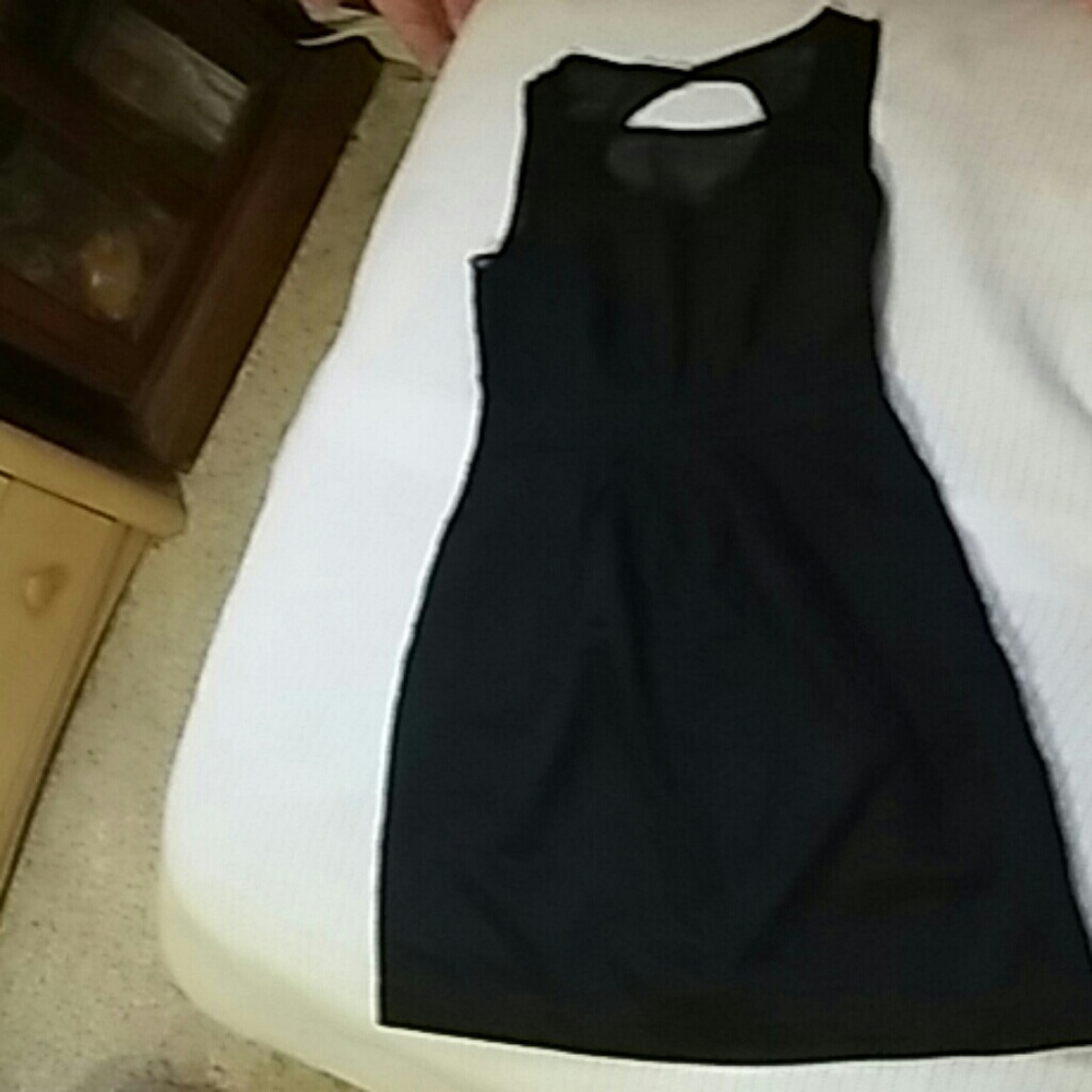Black Dress - Picture 2 of 2